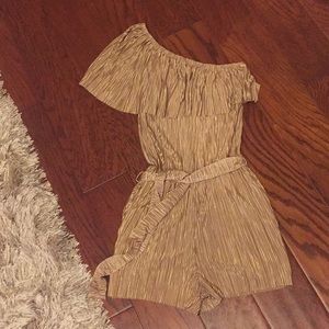 Short Jumpsuit gold